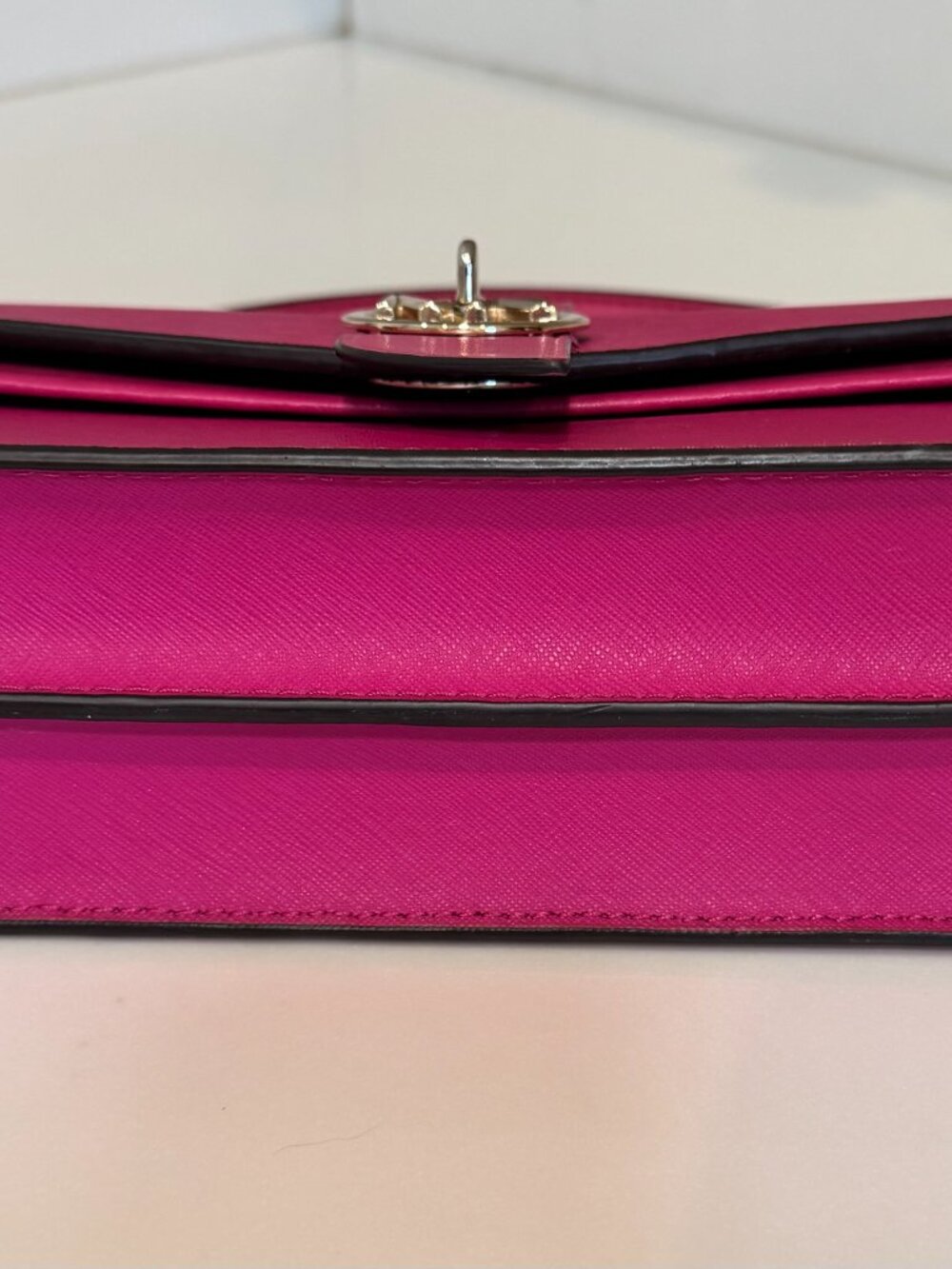 Michael Kors pink handbag - Picture 3 of 4